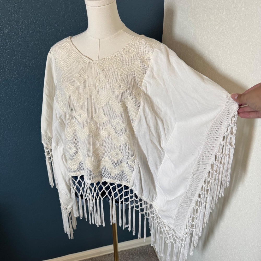 Boho Coachella Festival Lilka Anthropologie Poncho Top Small Cream - Picture 2 of 5